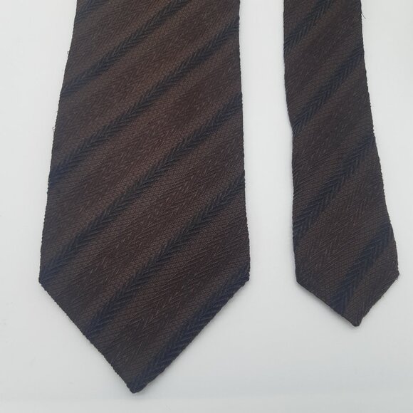 Giorgio Armani Cravatte Silk & Wool Tie Chocolate Brown & Black Diagonal Stripes - Picture 10 of 11